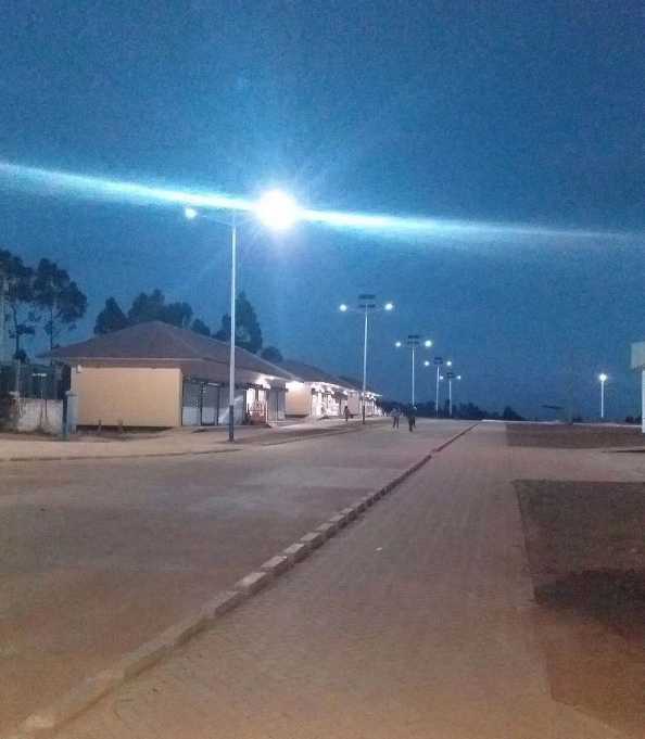湘潭县非洲科特迪瓦太阳能路灯工程
